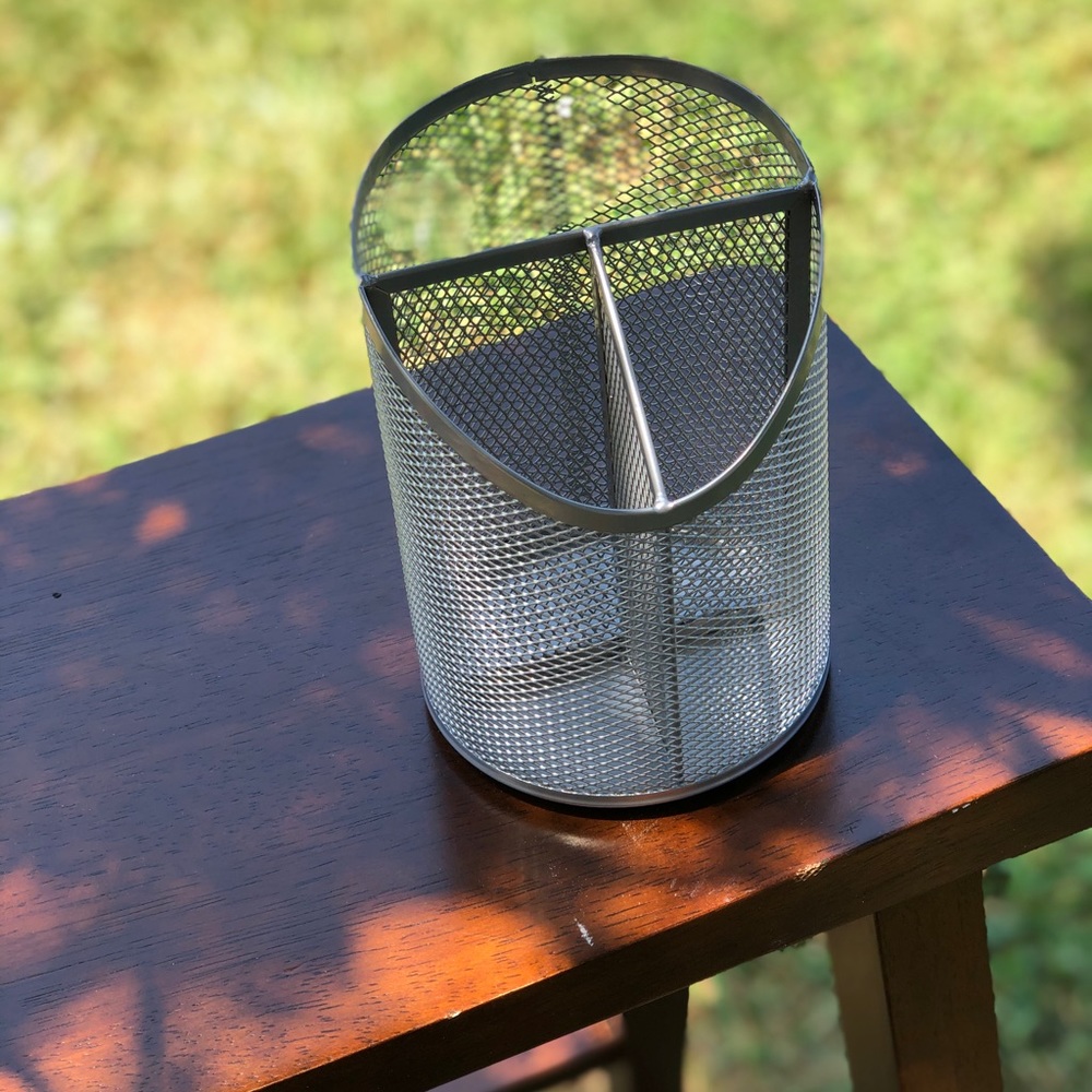 NEW in package Silver Mesh Office/Desk Organizer